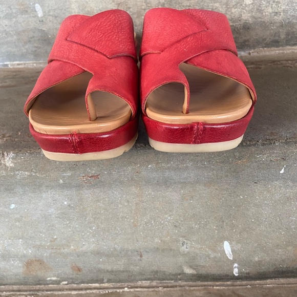 Kork-Ease Baja Sport Red Platform Slide Sandals - Picture 4 of 8